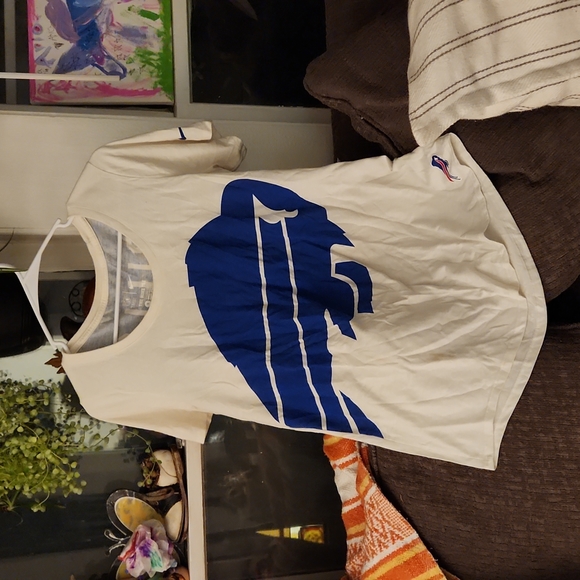 Nike Tops - Women's Nike Buffalo Bills top
